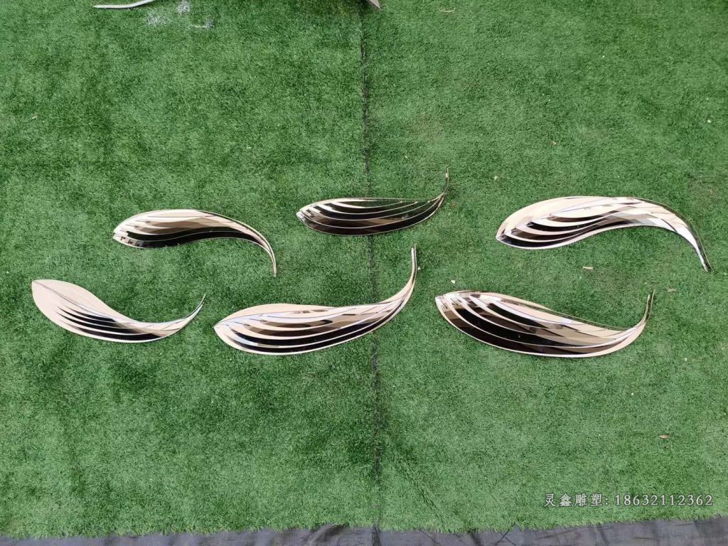 镜面鱼群不锈钢雕塑