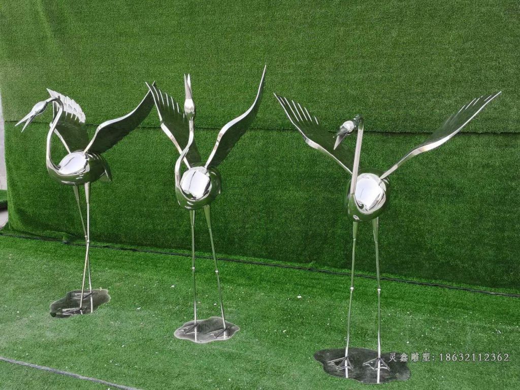 展翅火烈鸟不锈钢雕塑