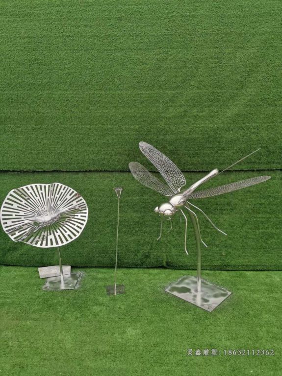 镂空蜻蜓不锈钢雕塑