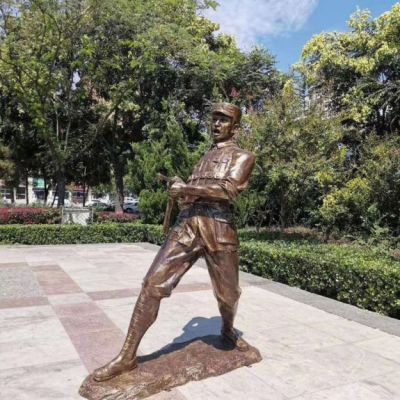 打枪红军公园铜雕