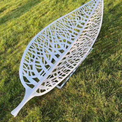 镂空树叶不锈钢雕塑