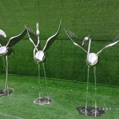 展翅火烈鸟不锈钢雕塑