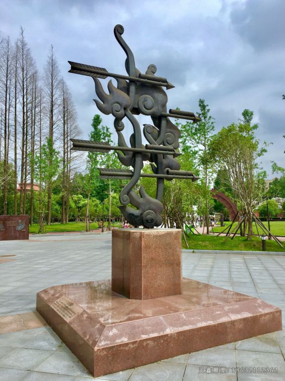 古代射箭抽象铜雕