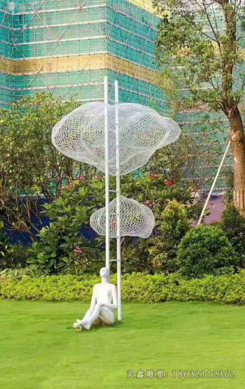 不锈钢抽象人物雕塑