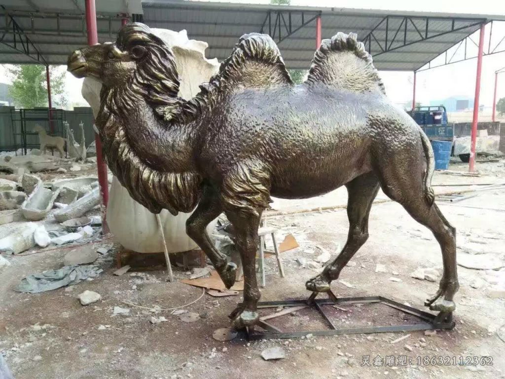 动物骆驼景观铜雕