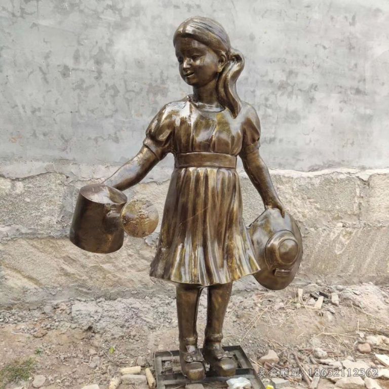 浇水小女孩人物铜雕