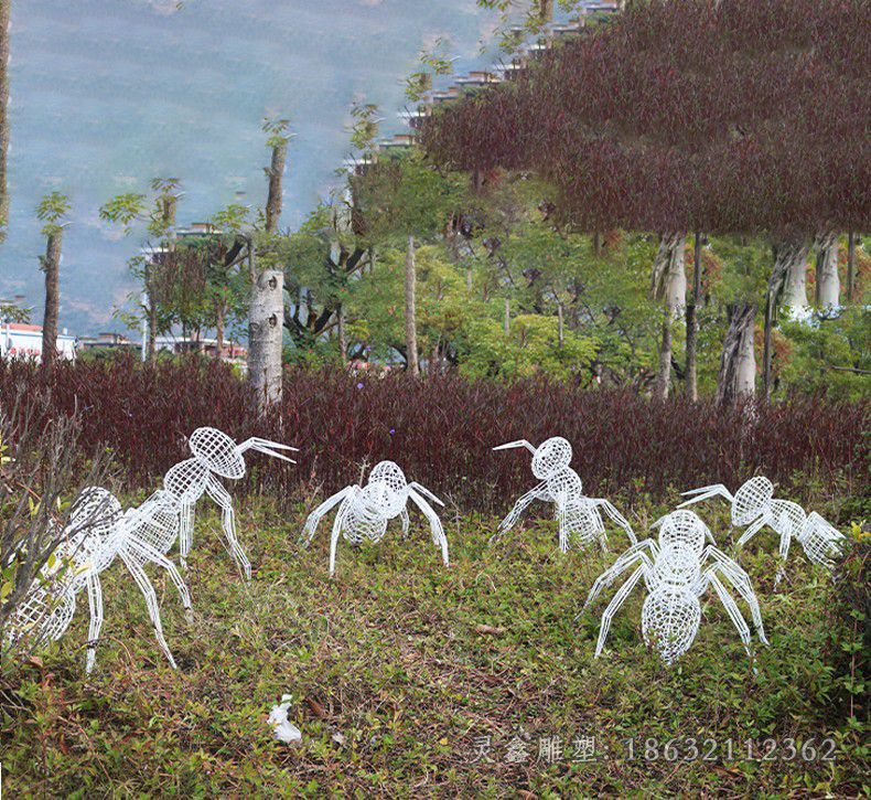 不锈钢蚂蚁动物雕塑