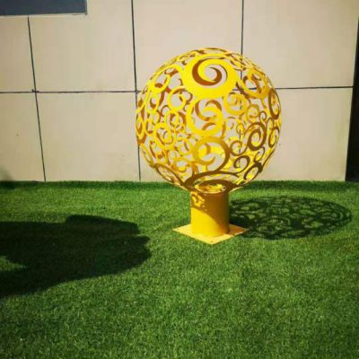 彩绘不锈钢镂空球雕塑