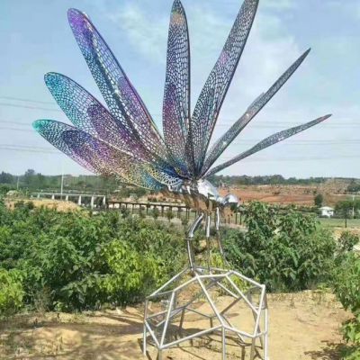 镂空不锈钢蜻蜓雕塑