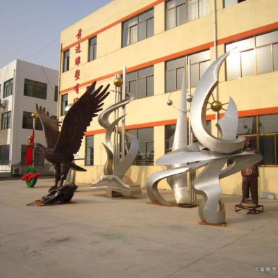 展翅老鹰不锈钢雕塑