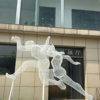 不锈钢镂空运动人物雕塑