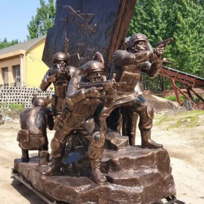 军人精兵之路组合铜雕